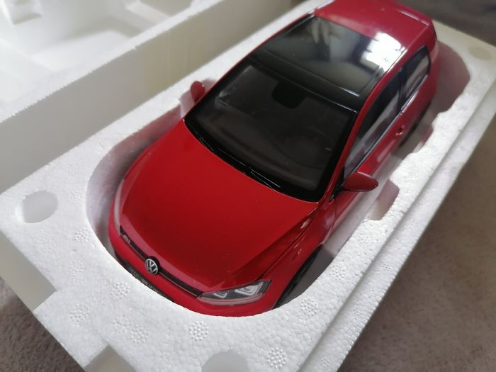 1/18 Volkswagen golf 7 gti Norev - photo numéro 6