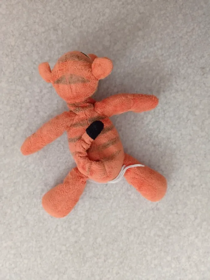Peluche tigrou - photo numéro 2