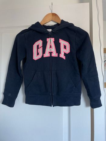 Gilet à capuche