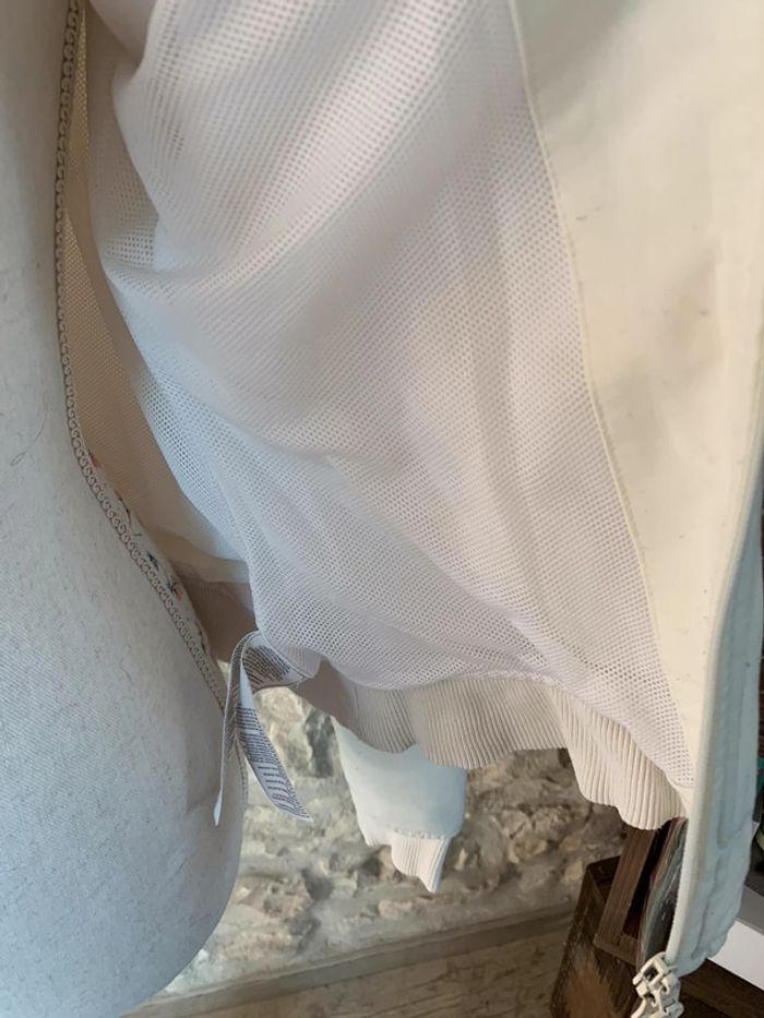 Veste de sport Nike taille M - photo numéro 4