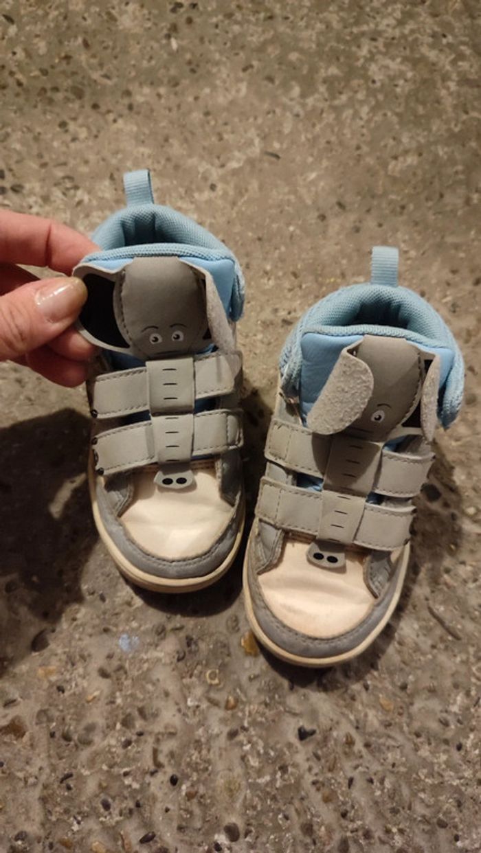 Chaussure montante