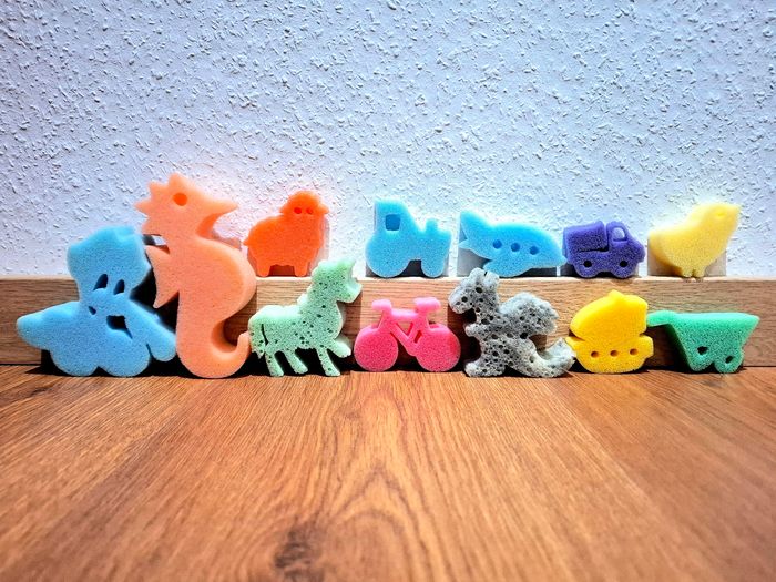 Lot d’éponges de bain pour enfants – différentes formes, très bon état - photo numéro 2