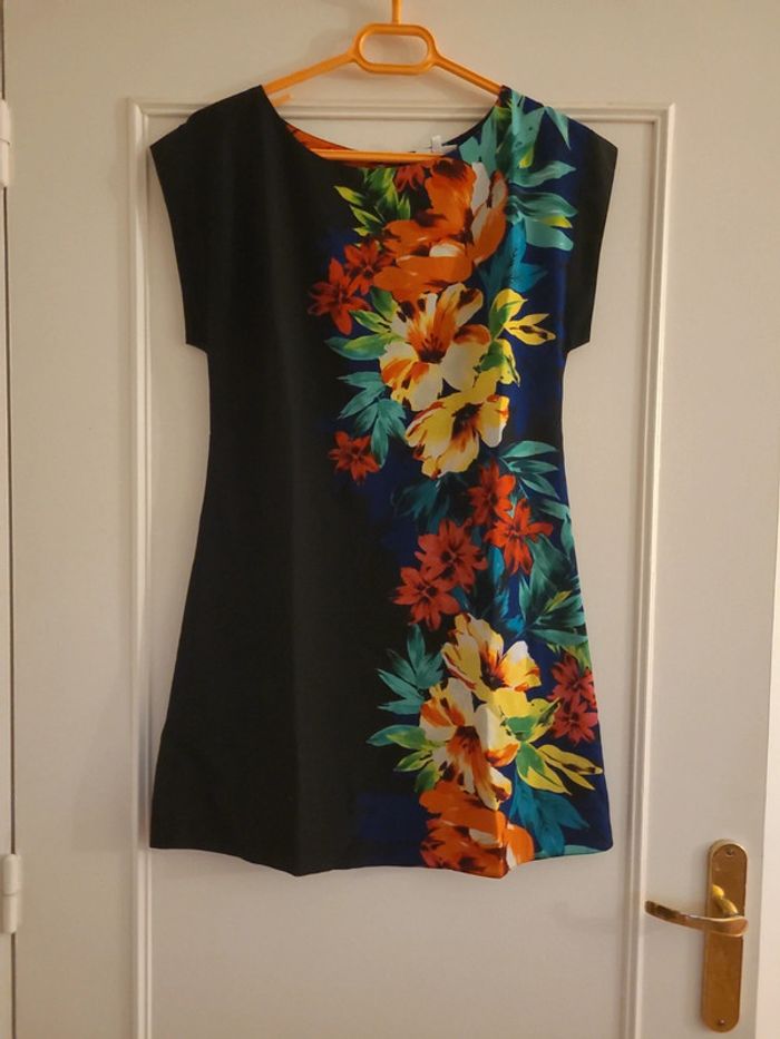 Robe femme taille 36 motif floral - photo numéro 2