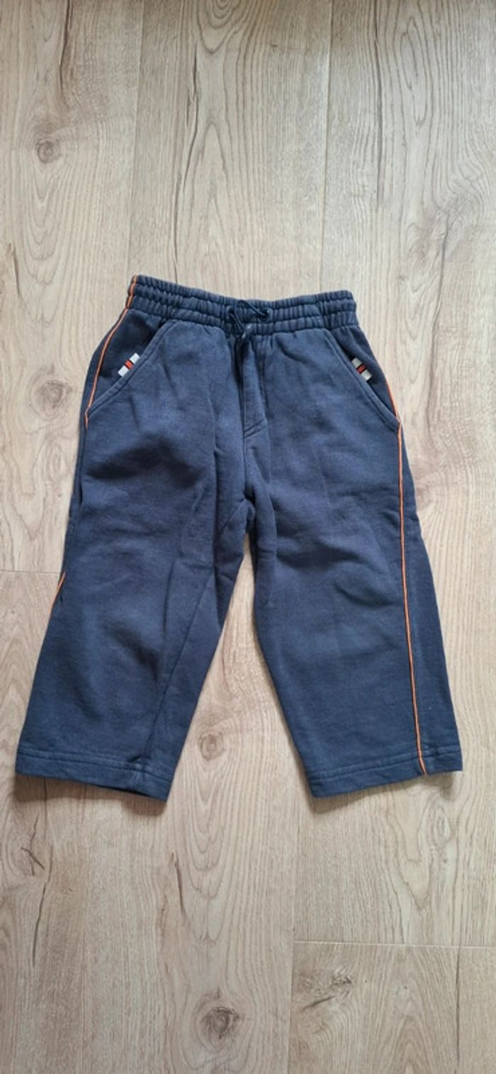 Lot 2 pantalon jogging 2ans TBE - photo numéro 5