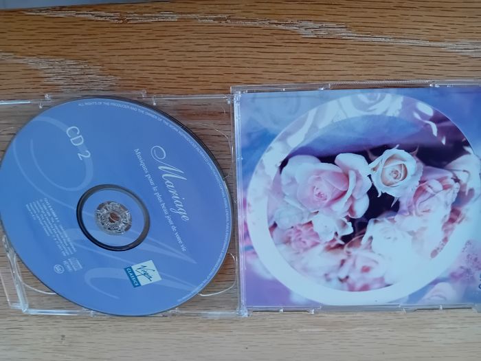 Double cd Mariage : Les musiques du plus beau jour de votre vie - Comme neuf - photo numéro 4