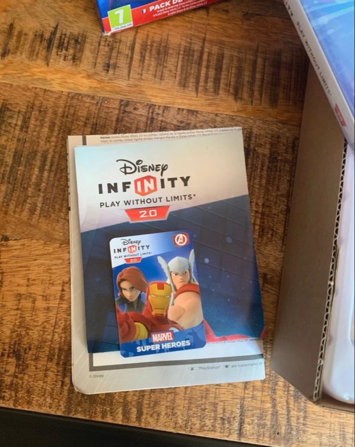 Disney Infinity 2.0 – Pack Marvel Super Heroes complet (PS4) - photo numéro 2