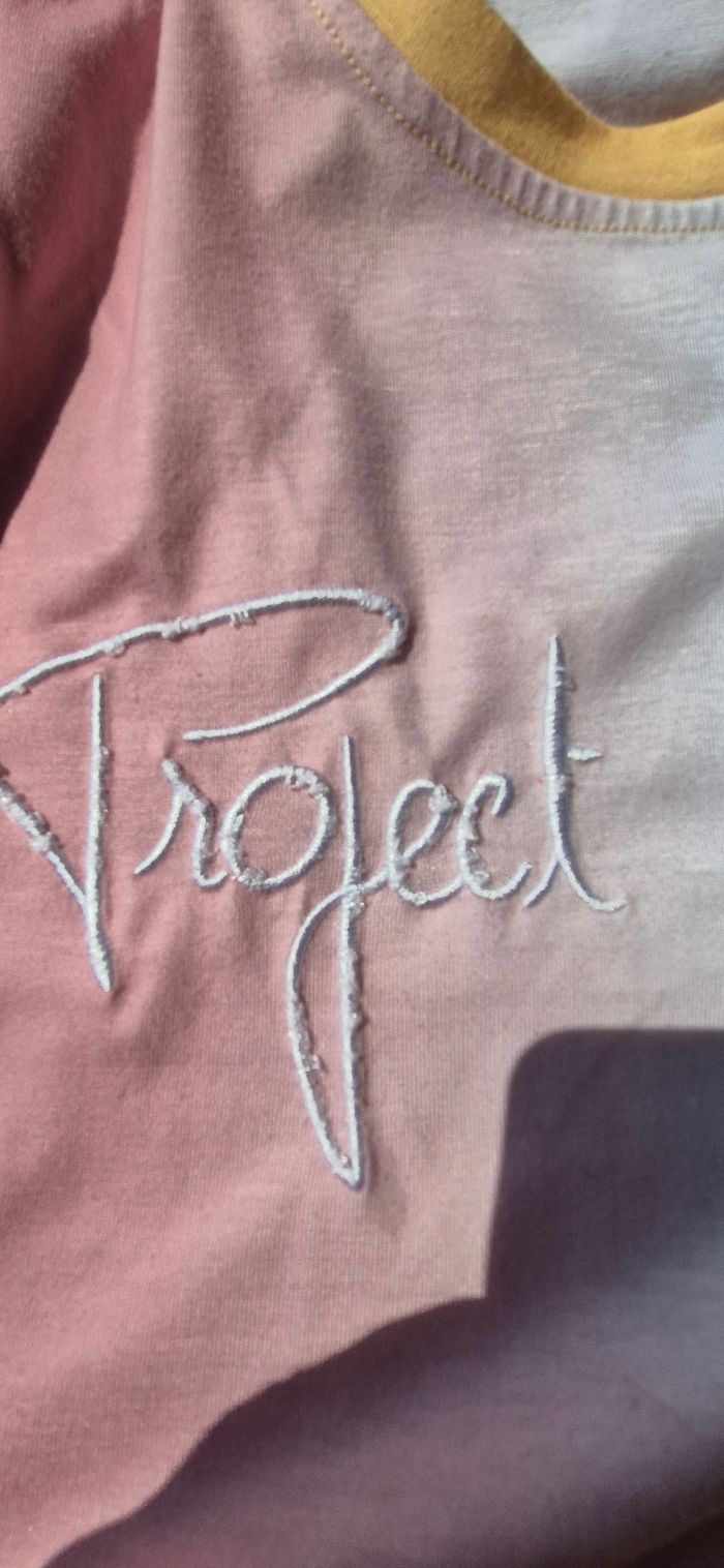 T-shirt jaune et rose - photo numéro 3