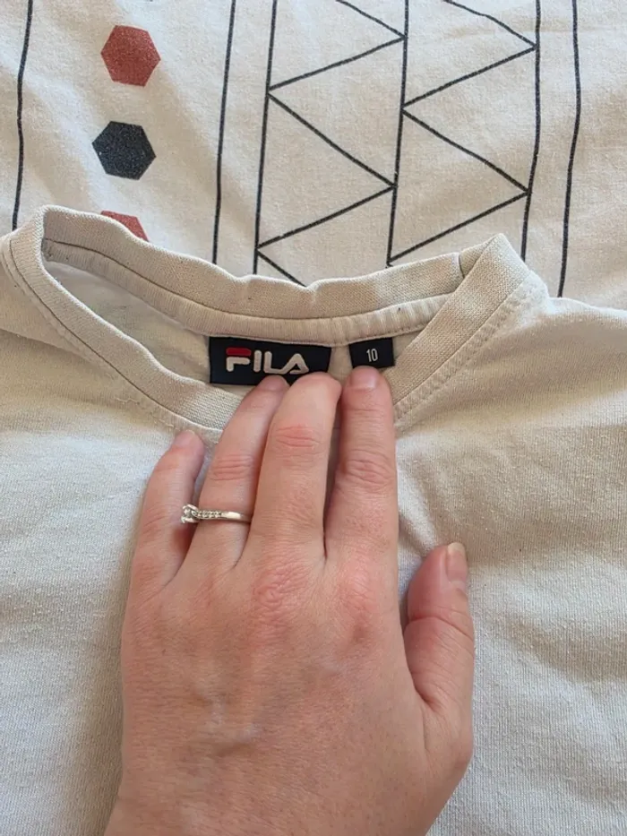 Tee shirt fila 10 ans - photo numéro 3