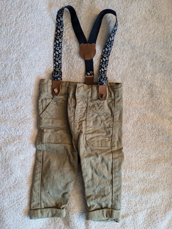 Lot vêtements Gilet - Pull - Veste et Pantalons - photo numéro 7