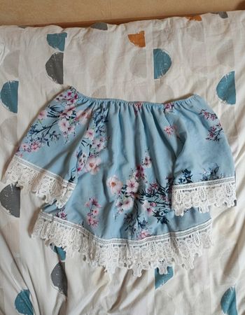 Tee-shirt avec épaules dénudées