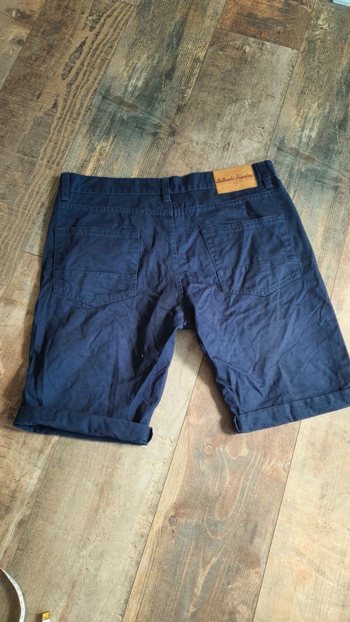 Short en jean freedom taille 42 en excellent état - photo numéro 7
