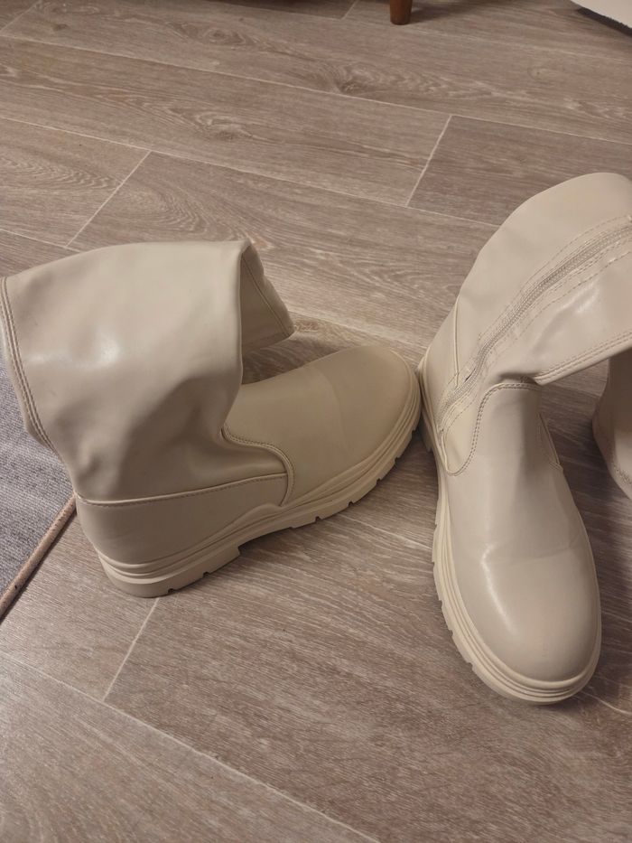 Chaussure fille 36 - photo numéro 9