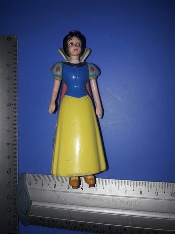 Blanche neige figurine