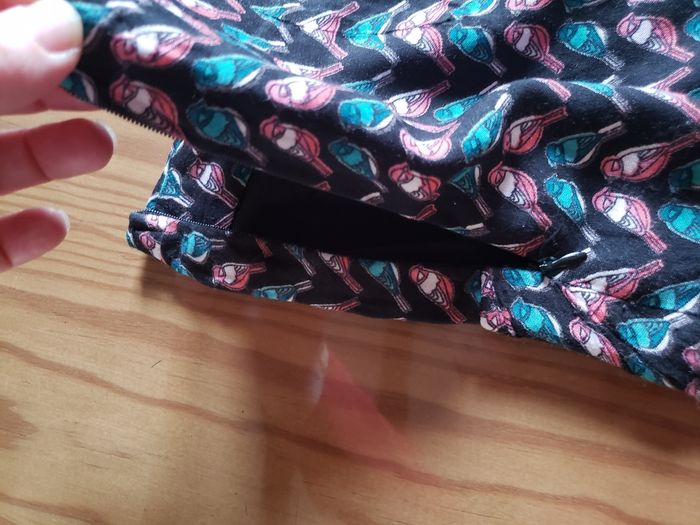 Jupe courte à motifs oiseaux - photo numéro 4