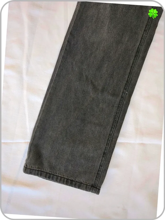 Jeans large Stradivarius femme Neuf 36 - photo numéro 2