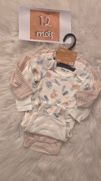 (Neufs non portés)🏷😍💙 bodies ml 12mois Garçon 🥰😍💙