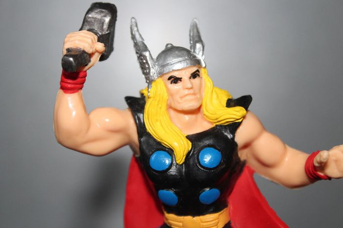 Figurine Thor - Marvel 1996 - photo numéro 2