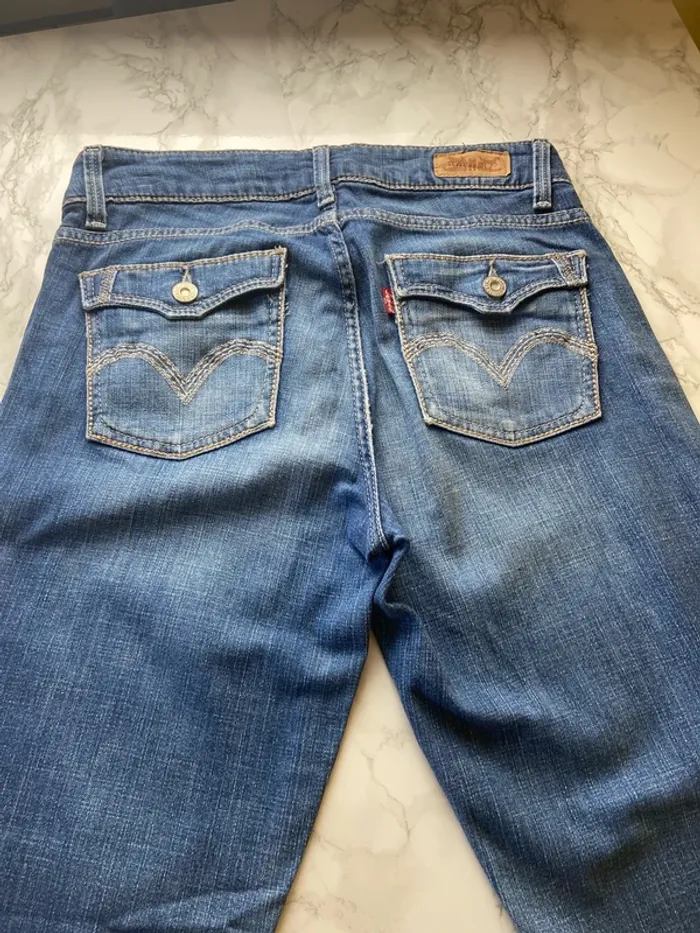 Levi’s 529 Curvy Bootcut Jeans Femme – Taille W28 L30 = 38 - photo numéro 2
