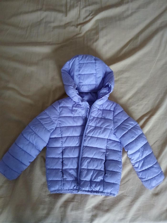 Veste doudoune pour fille taille 4ans - photo numéro 3