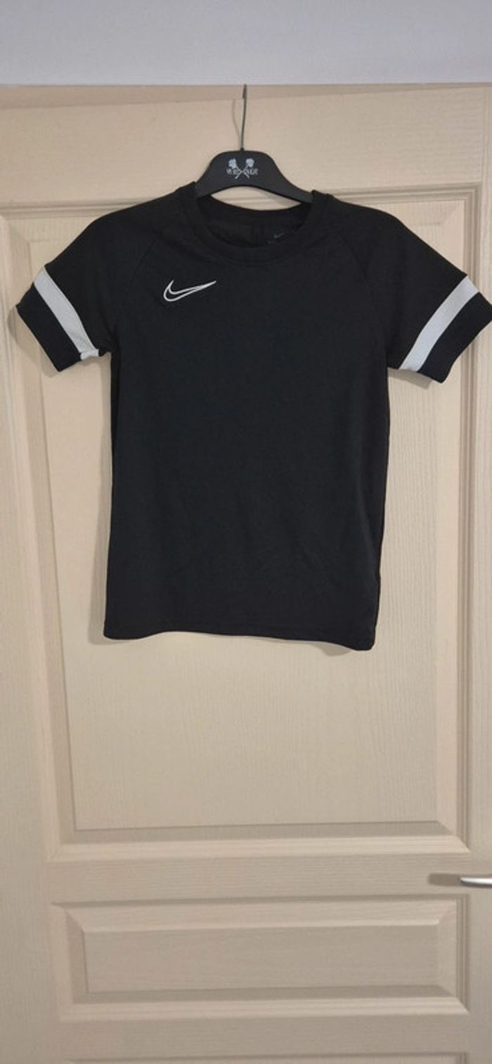 Tee-shirt