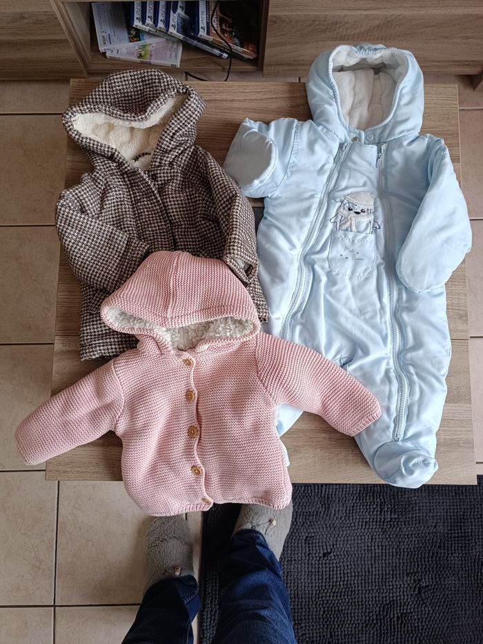 Lot manteau fille (3 articles) 6 mois