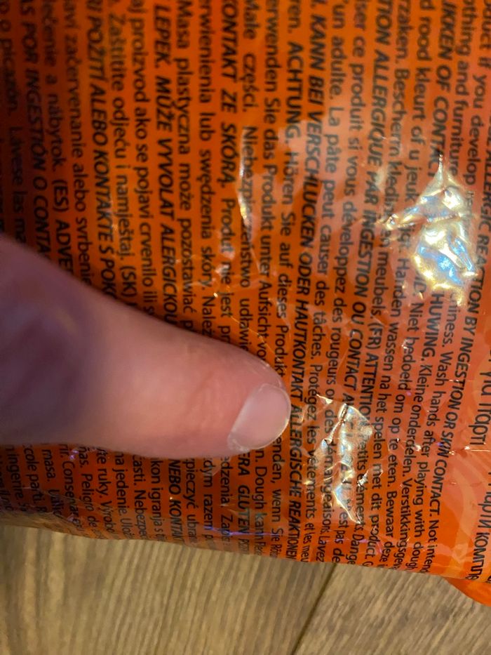 Lot Figurine bébé fraise + pâte à modeler Minnie - photo numéro 6