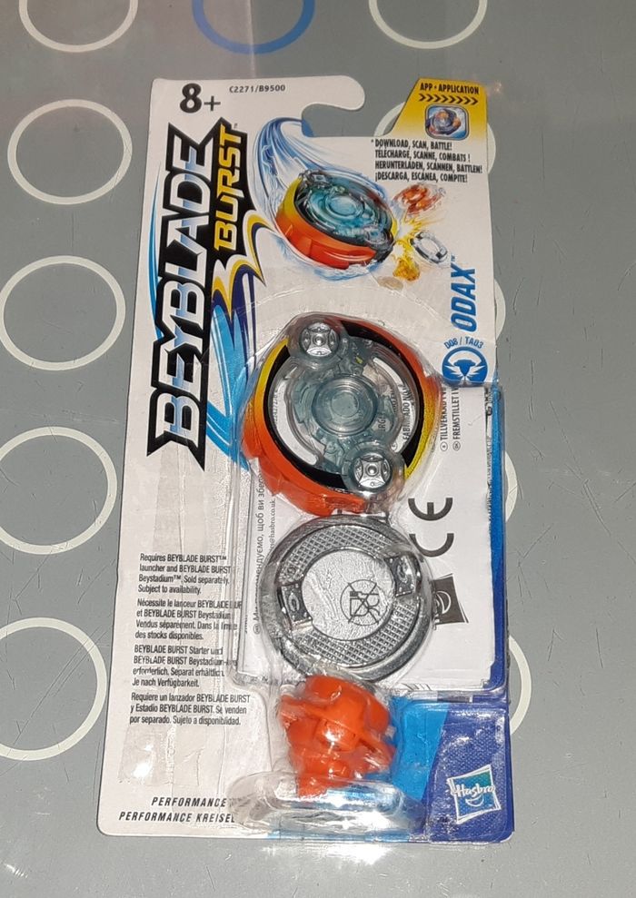 Toupie Beyblade burst Odax Hasbro