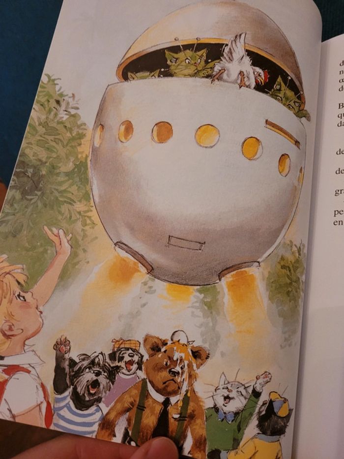 Livre Caroline et les Extraterrestres Pierre Probst Hachette Jeunesse Album collection années 90 - photo numéro 7