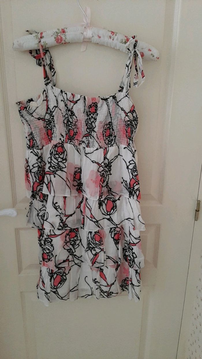 Robe courte smokee taille 38 - photo numéro 2