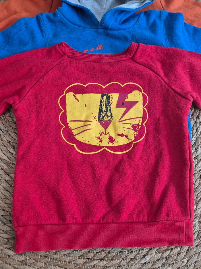 Lot de 4 sweats / sweats à capuche bon état 3 ans - photo numéro 4