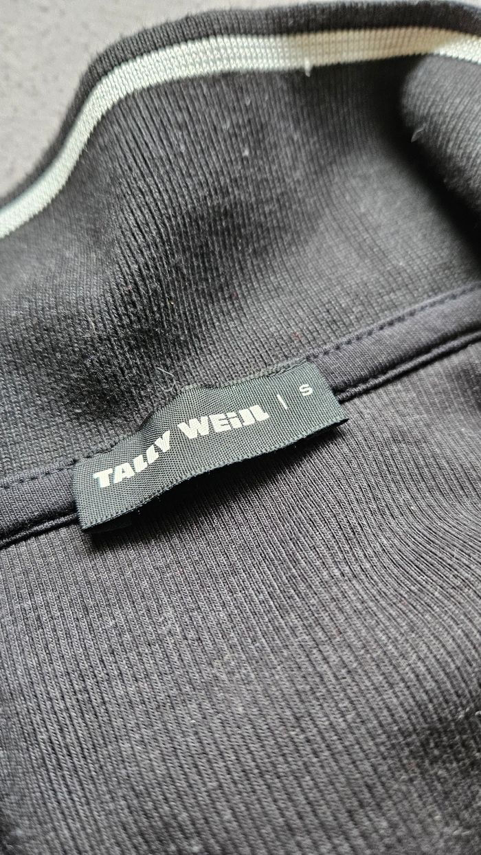 Robe mi longue Sportswear noir à col très bon état - photo numéro 6