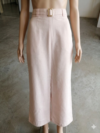 Jupe longue rose pale avec ceinture longueur 87 cm Taille 38 JENNYFER
