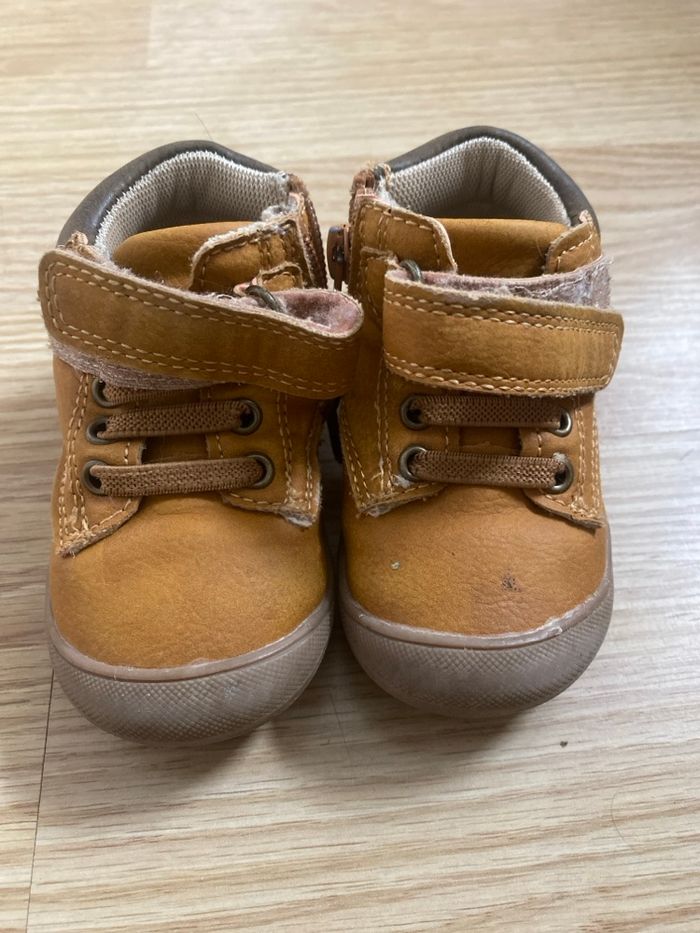 Chaussure garçon 18 - photo numéro 4