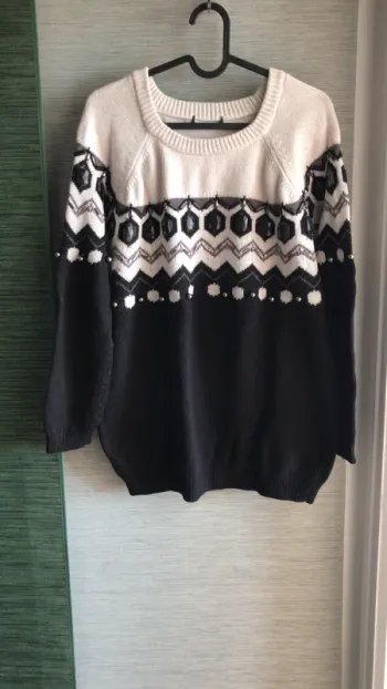 Pull noir et blanc