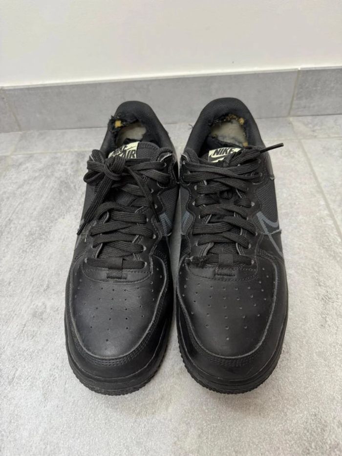 Baskets Nike Air Force 1 react noires et violet taille 44 - photo numéro 3