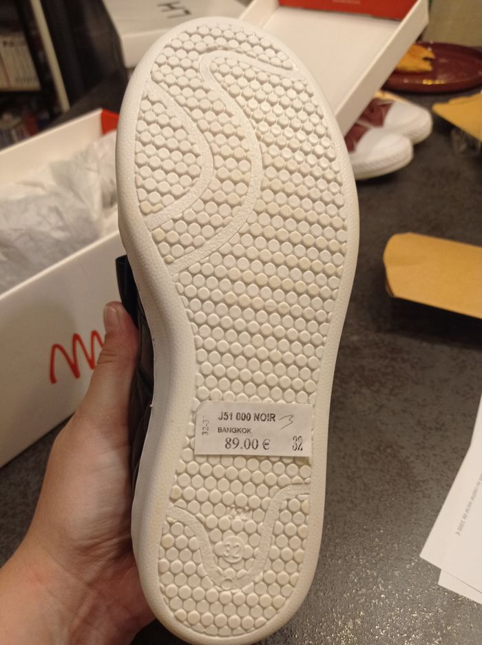 Mini Minelli pointure 32 neuves - photo numéro 4