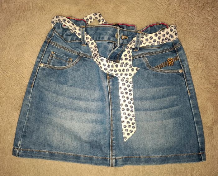 Jupe droite en jeans okaidi 10 ans