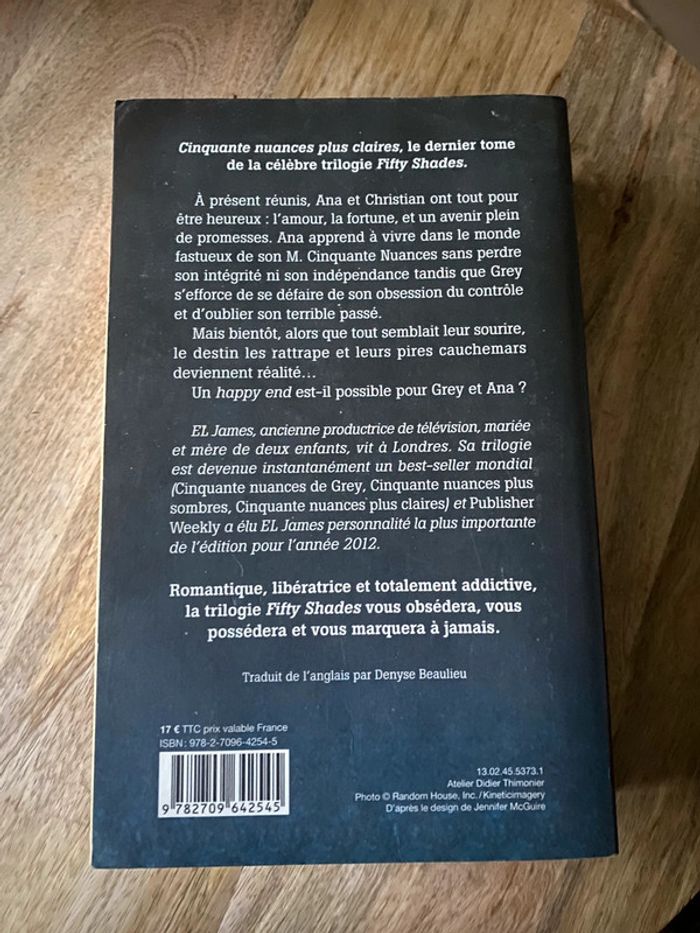 Livre E.L James - Cinquante nuances plus claires - photo numéro 2