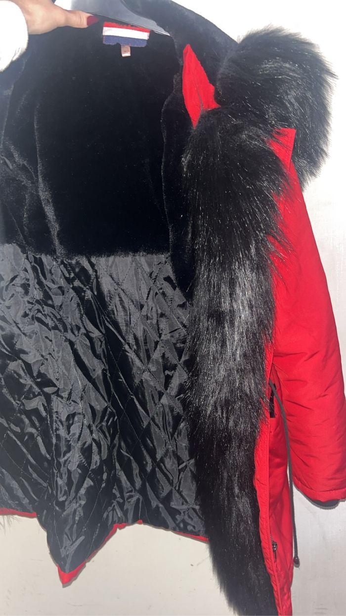Parka femme rouge fourrure - photo numéro 3