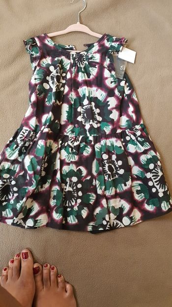 Lot de 2 robes Burberry  4 ans