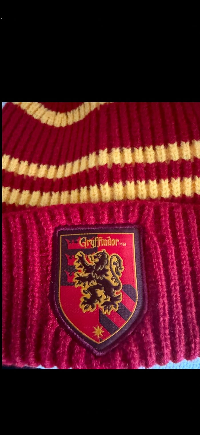 Bonnet avec pompom Harry Potter griffondor rouge neuf - photo numéro 4