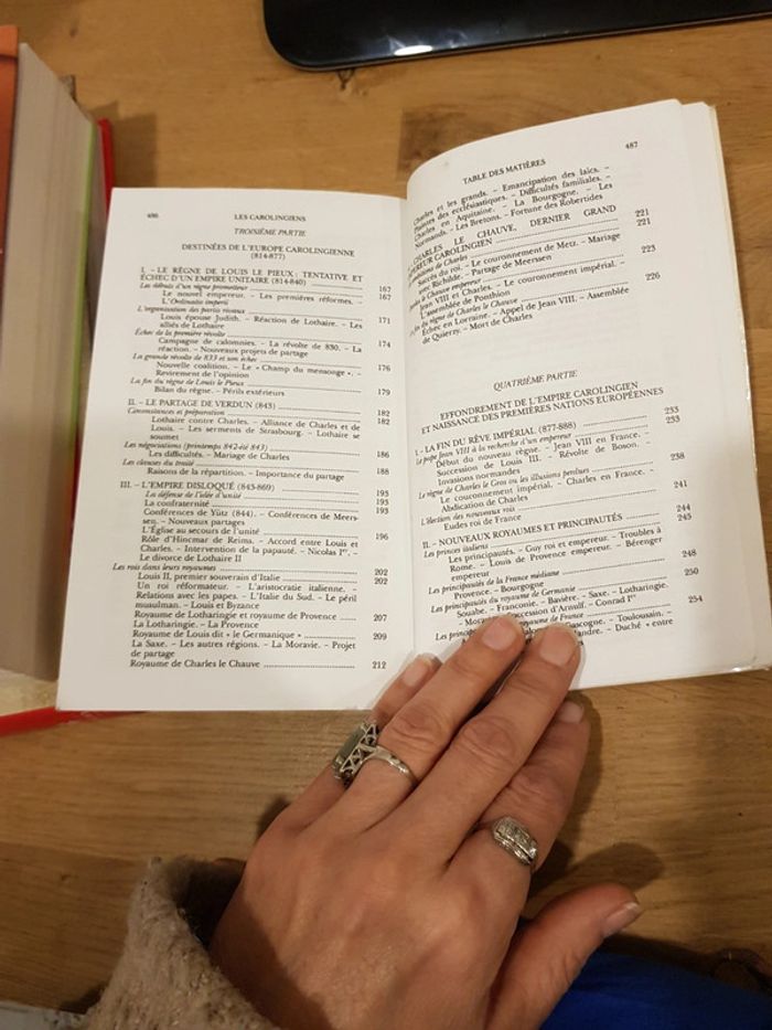 Les Carolingiens - Pierre Riché - photo numéro 6