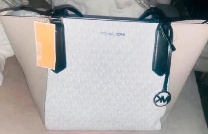 Sac à main MK monogramme - photo numéro 2