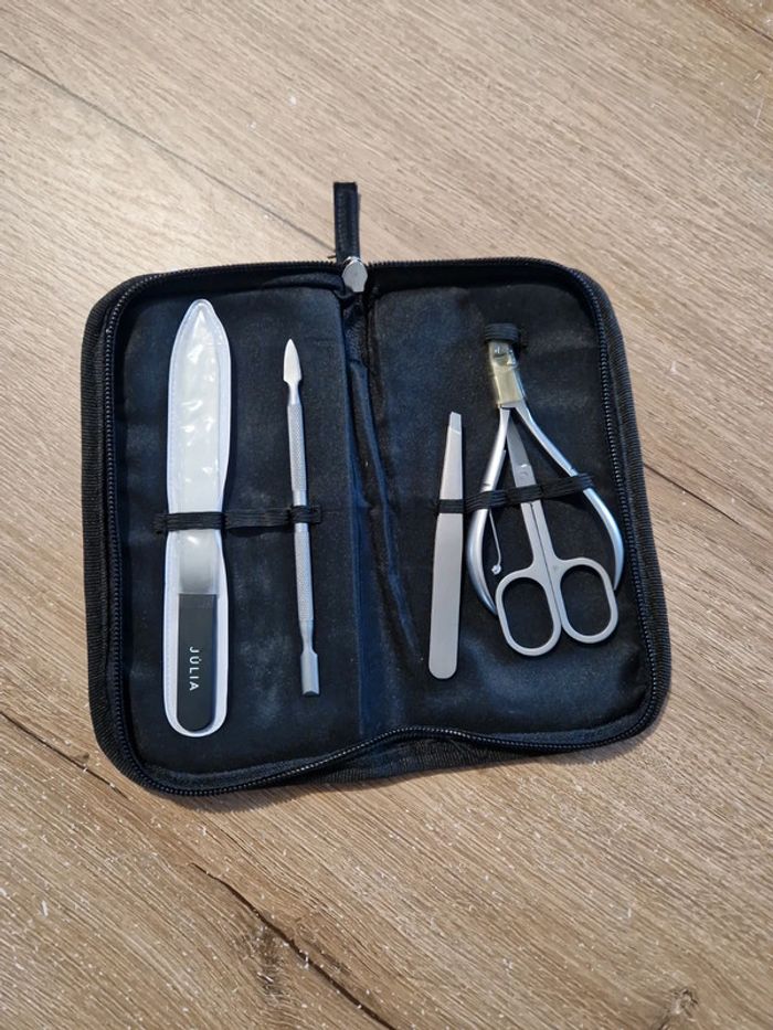 Trousse manucure - photo numéro 2
