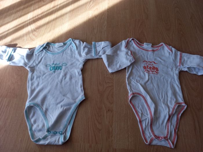 Lot de bodys - photo numéro 5