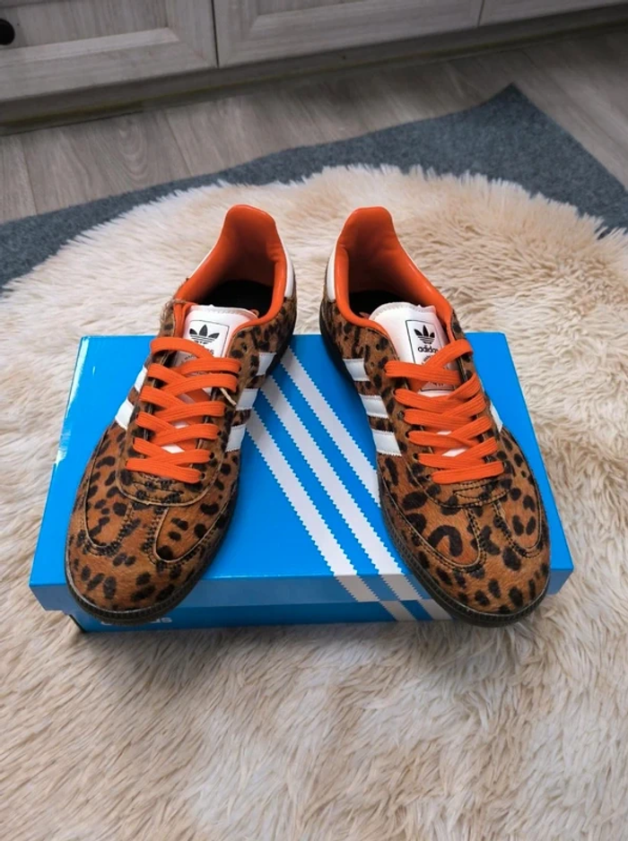 Adidas Spezial- Urban - Neuf avec étiquettes 40 - photo numéro 5