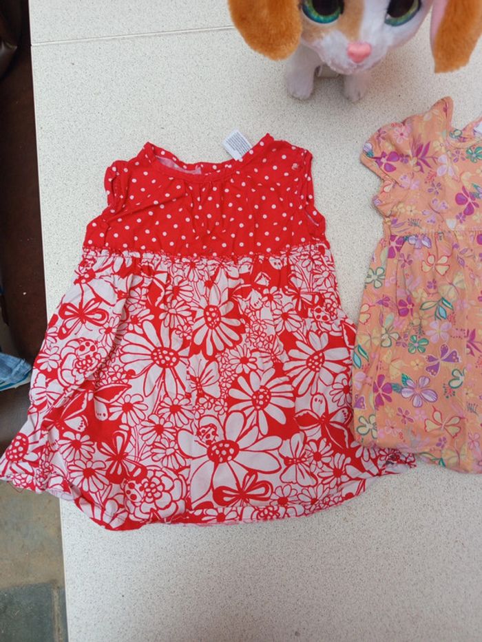 Lot de robe c et a taille 6mois - photo numéro 3