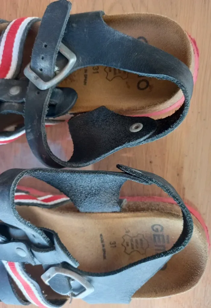 Nu pieds taille 31 - photo numéro 3
