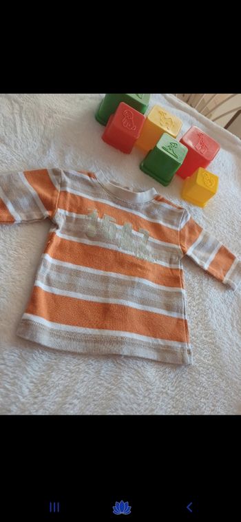 T.shirt bébé taille 1 mois