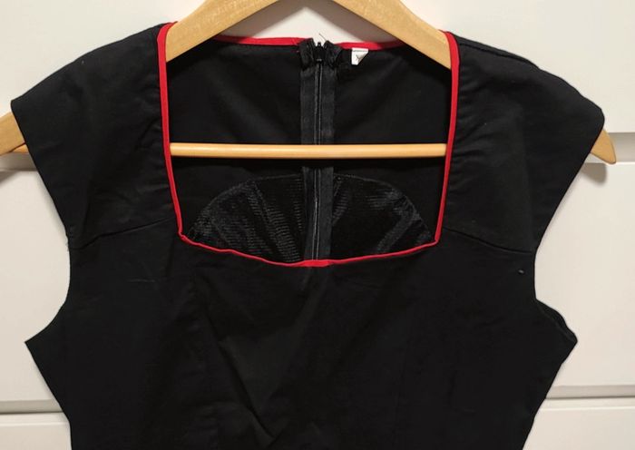 Belle robe noir style vintage taille L neuve - photo numéro 8